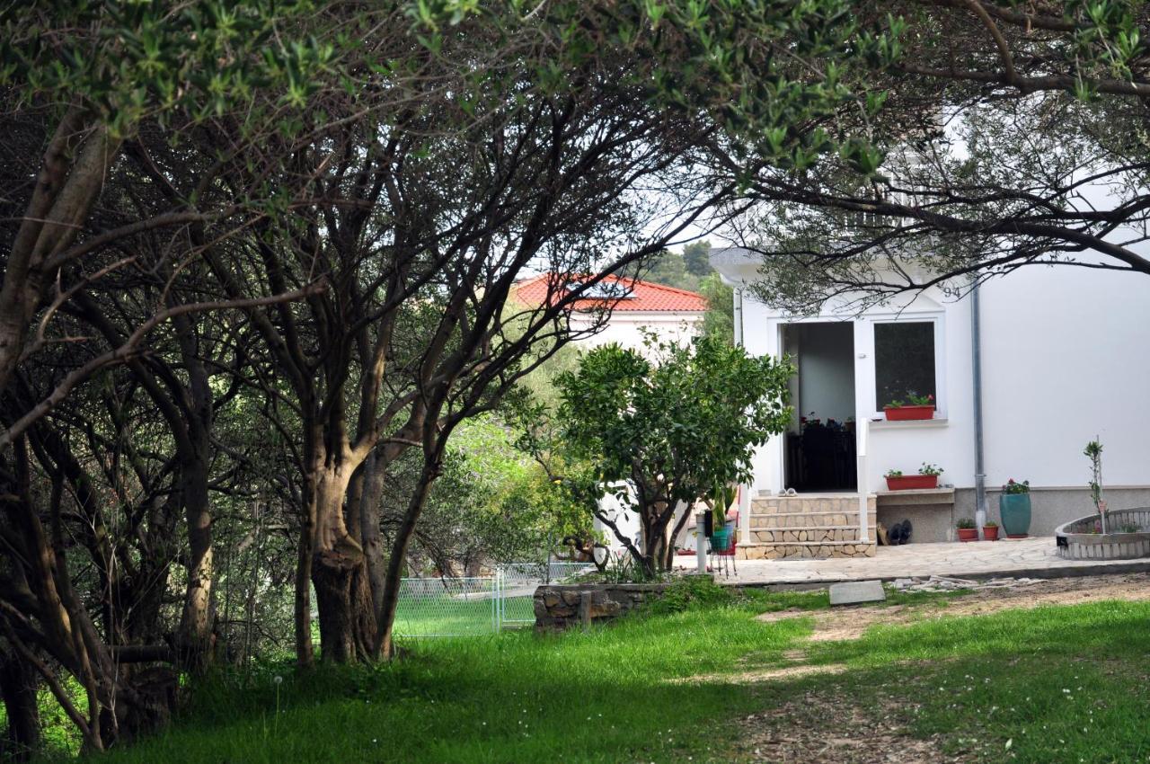 Rose Rooms At Island Of Rab Banjol Esterno foto